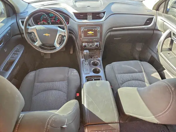 1GNKVHKD4HJ325515 2017 CHEVROLET TRAVERSE - Image 8