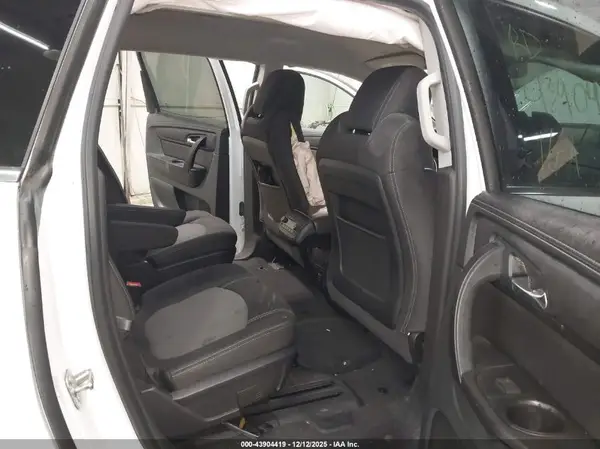 1GNKVHKD5GJ118694 2016 CHEVROLET TRAVERSE - Image 8