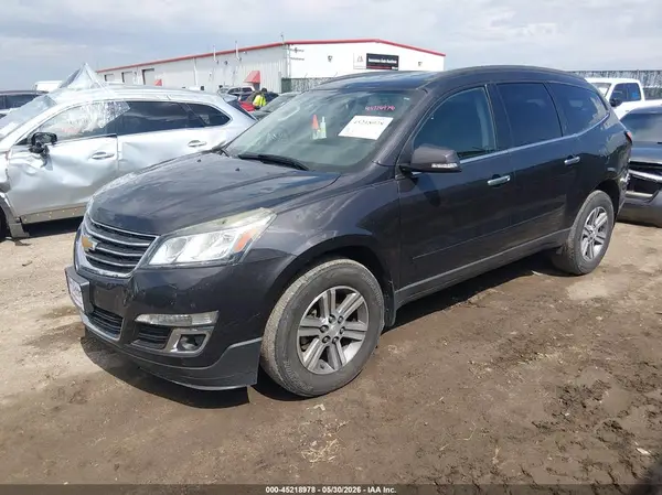 1GNKVHKD5GJ118811 2016 CHEVROLET TRAVERSE - Image 2