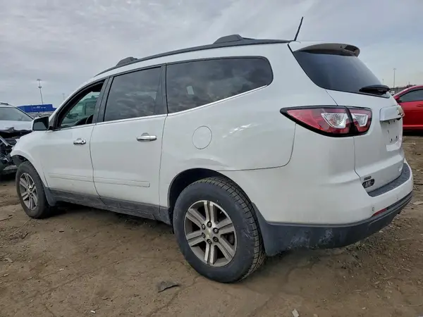 1GNKVHKD5GJ137519 2016 CHEVROLET TRAVERSE - Image 2