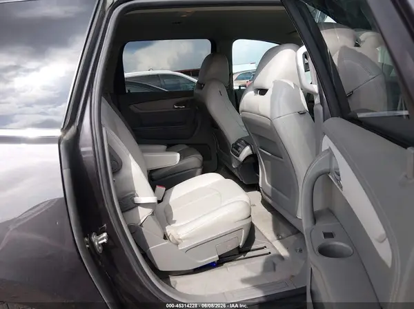 1GNKVHKD5GJ262844 2016 CHEVROLET TRAVERSE - Image 8