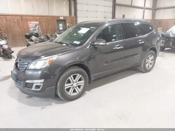 1GNKVHKD5GJ306969 2016 CHEVROLET TRAVERSE - Image 2
