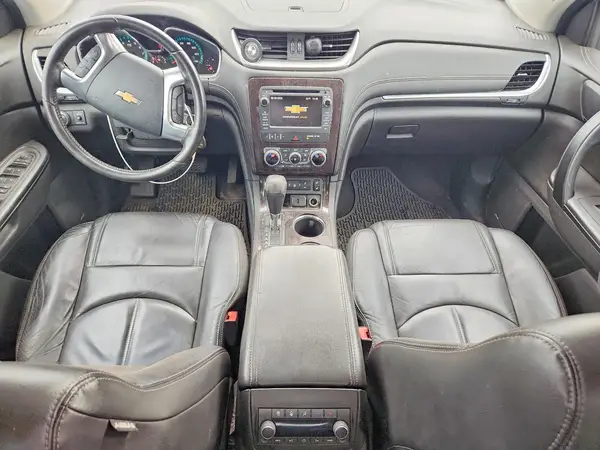 1GNKVHKD5HJ121161 2017 CHEVROLET TRAVERSE - Image 8