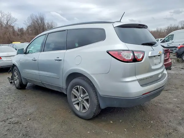 1GNKVHKD5HJ139336 2017 CHEVROLET TRAVERSE - Image 2
