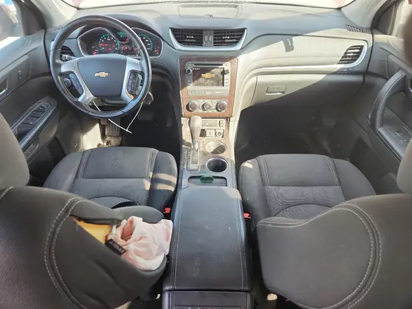 1GNKVHKD5HJ178413 2017 CHEVROLET TRAVERSE - Image 8