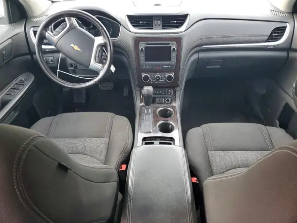 1GNKVHKD5HJ184390 2017 CHEVROLET TRAVERSE - Image 8