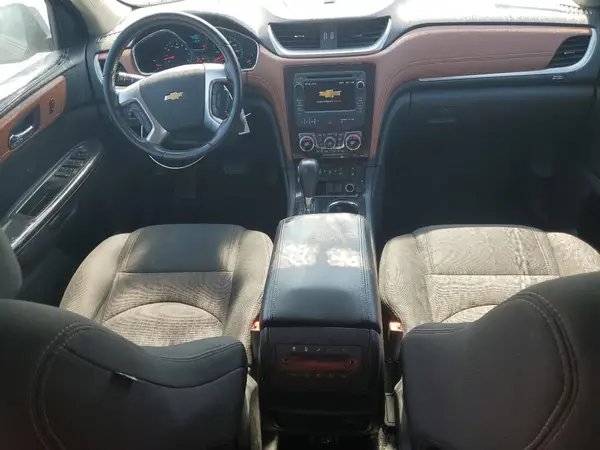 1GNKVHKD5HJ260397 2017 CHEVROLET TRAVERSE - Image 8