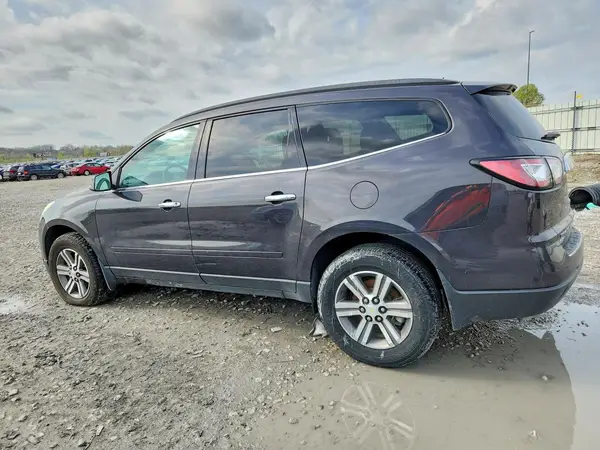1GNKVHKD5HJ323918 2017 CHEVROLET TRAVERSE - Image 2