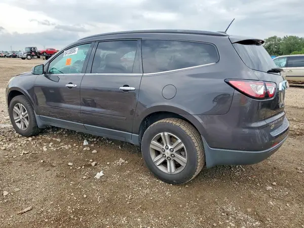 1GNKVHKD5HJ332389 2017 CHEVROLET TRAVERSE - Image 2