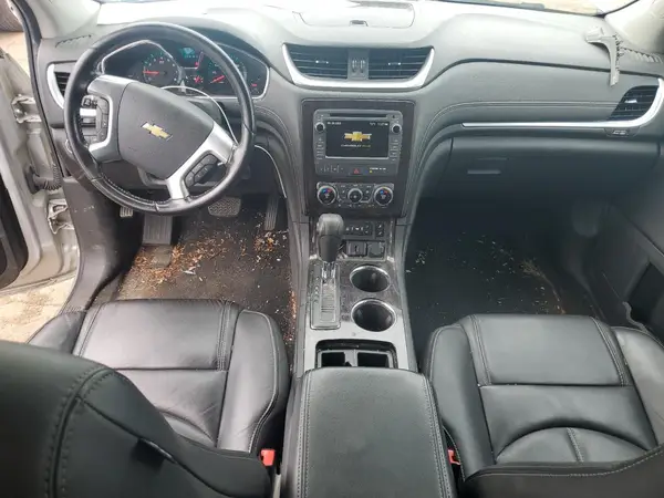 1GNKVHKD5HJ352559 2017 CHEVROLET TRAVERSE - Image 8