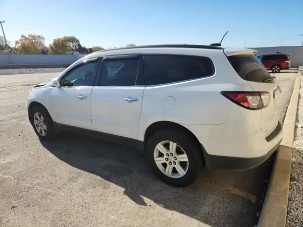 1GNKVHKD6GJ129879 2016 CHEVROLET TRAVERSE - Image 2