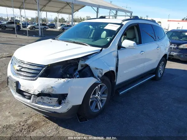 1GNKVHKD6GJ219257 2016 CHEVROLET TRAVERSE - Image 2