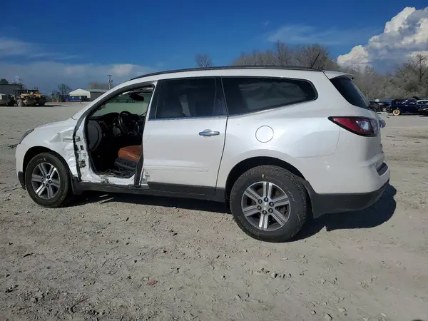 1GNKVHKD6GJ282598 2016 CHEVROLET TRAVERSE - Image 2