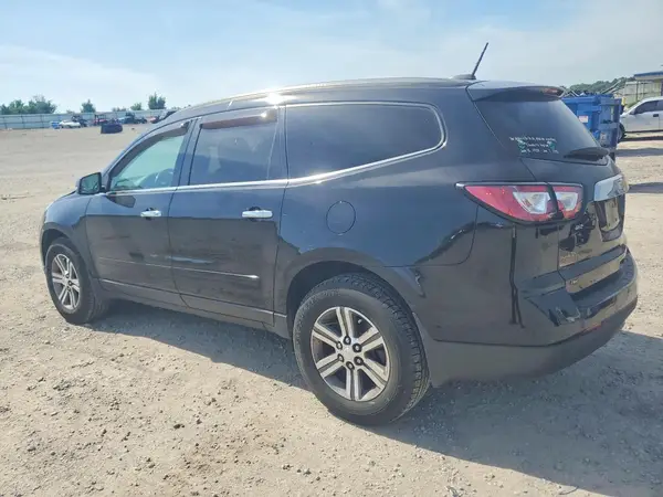 1GNKVHKD6GJ318435 2016 CHEVROLET TRAVERSE - Image 2
