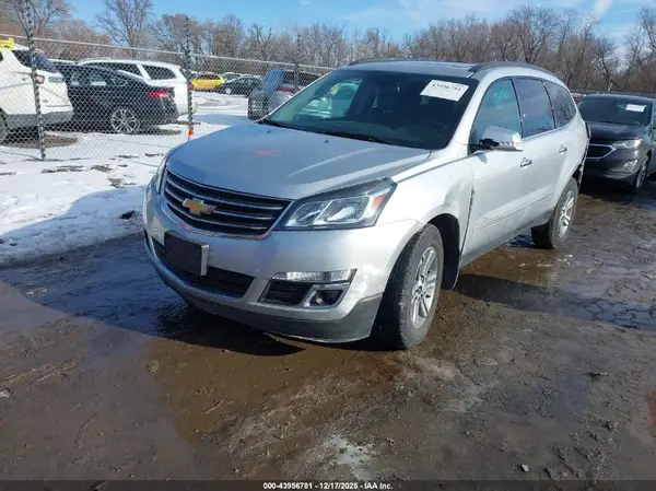 1GNKVHKD6GJ334103 2016 CHEVROLET TRAVERSE - Image 2