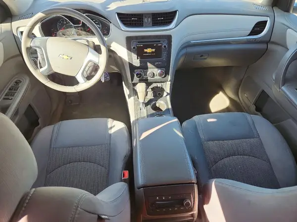 1GNKVHKD6HJ160325 2017 CHEVROLET TRAVERSE - Image 8