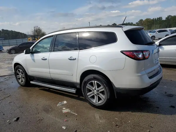1GNKVHKD6HJ188111 2017 CHEVROLET TRAVERSE - Image 2