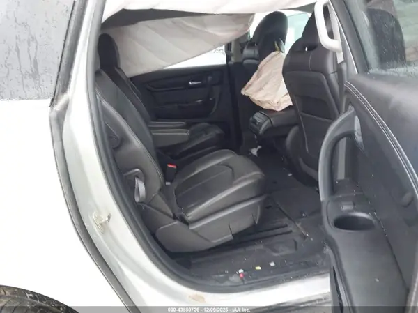 1GNKVHKD6HJ258156 2017 CHEVROLET TRAVERSE - Image 8
