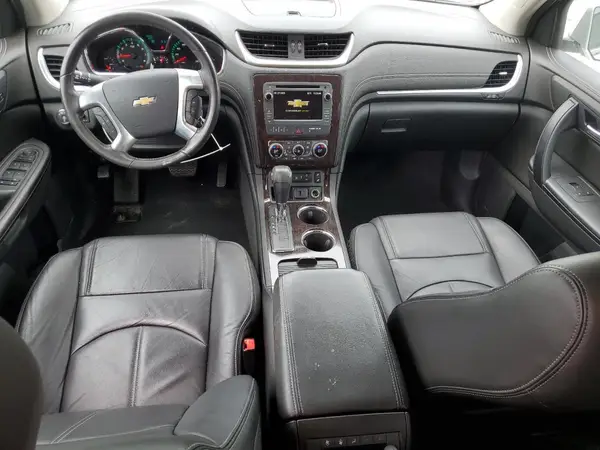 1GNKVHKD6HJ269156 2017 CHEVROLET TRAVERSE - Image 8
