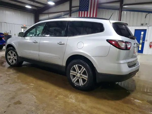 1GNKVHKD6HJ294316 2017 CHEVROLET TRAVERSE - Image 2