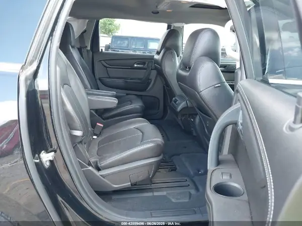 1GNKVHKD7GJ155844 2016 CHEVROLET TRAVERSE - Image 8