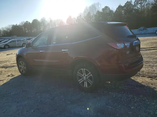 1GNKVHKD7GJ236262 2016 CHEVROLET TRAVERSE - Image 2