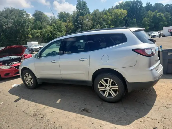 1GNKVHKD7GJ242322 2016 CHEVROLET TRAVERSE - Image 2