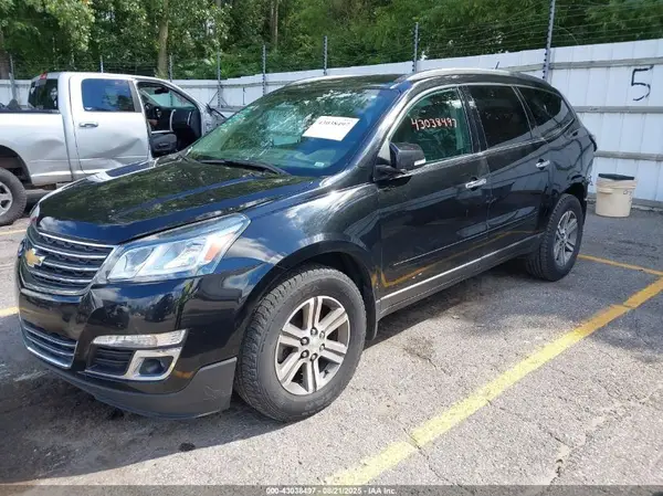 1GNKVHKD7GJ255913 2016 CHEVROLET TRAVERSE - Image 2