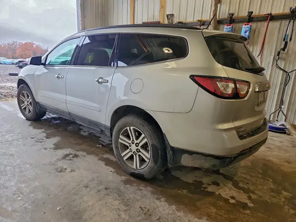 1GNKVHKD7GJ264868 2016 CHEVROLET TRAVERSE - Image 2