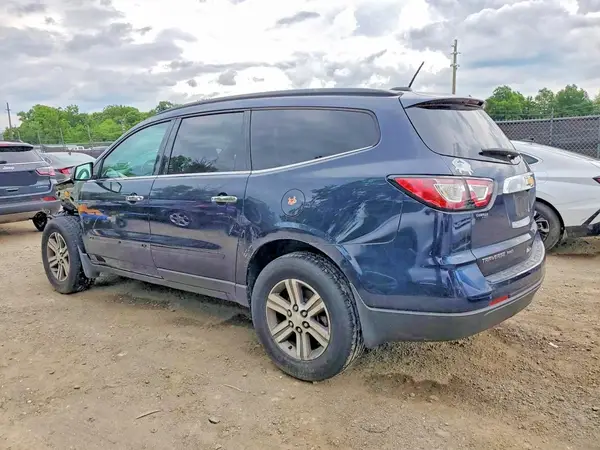 1GNKVHKD7HJ131822 2017 CHEVROLET TRAVERSE - Image 2