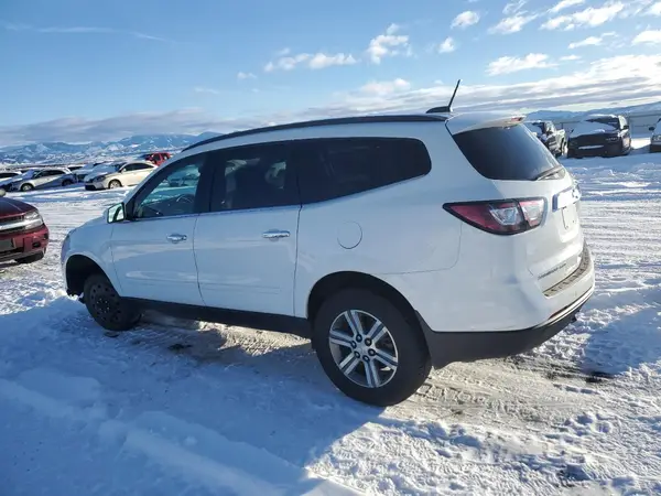 1GNKVHKD7HJ134543 2017 CHEVROLET TRAVERSE - Image 2