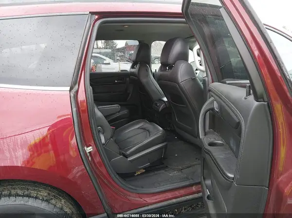 1GNKVHKD7HJ323273 2017 CHEVROLET TRAVERSE - Image 8