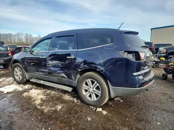 1GNKVHKD8GJ115417 2016 CHEVROLET TRAVERSE - Image 2