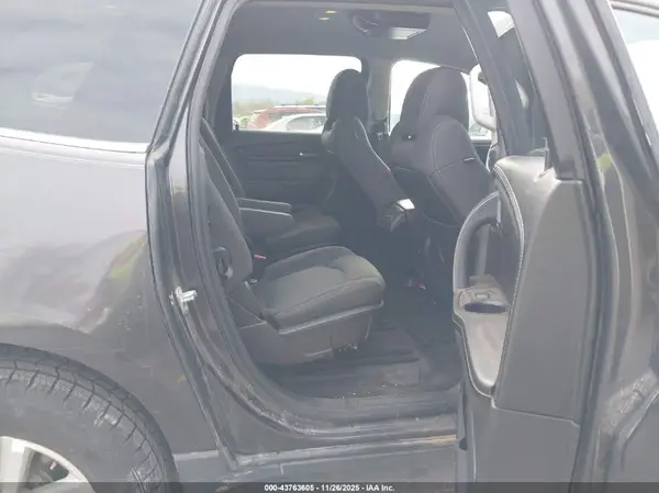 1GNKVHKD8GJ118754 2016 CHEVROLET TRAVERSE - Image 8