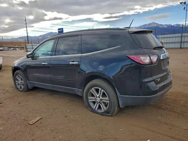 1GNKVHKD8GJ128135 2016 CHEVROLET TRAVERSE - Image 2