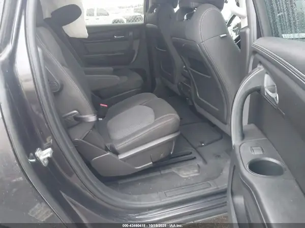 1GNKVHKD8GJ160485 2016 CHEVROLET TRAVERSE - Image 8