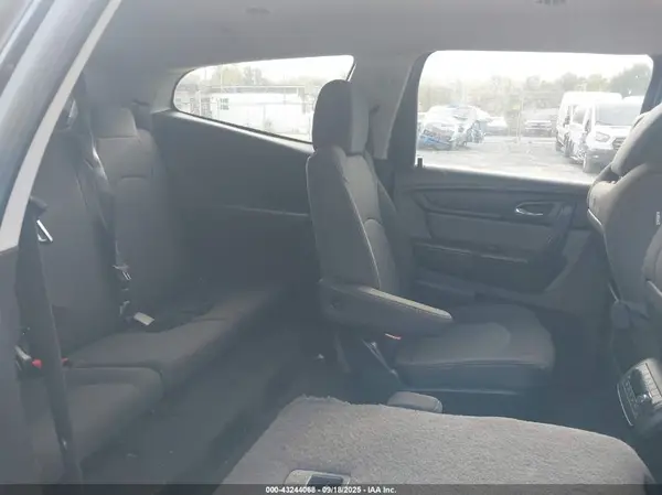 1GNKVHKD8GJ186343 2016 CHEVROLET TRAVERSE - Image 8
