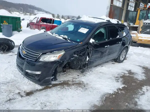 1GNKVHKD8GJ207286 2016 CHEVROLET TRAVERSE - Image 2