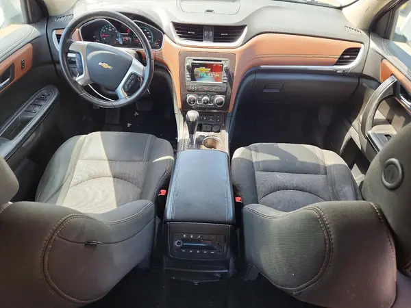 1GNKVHKD8GJ233189 2016 CHEVROLET TRAVERSE - Image 8