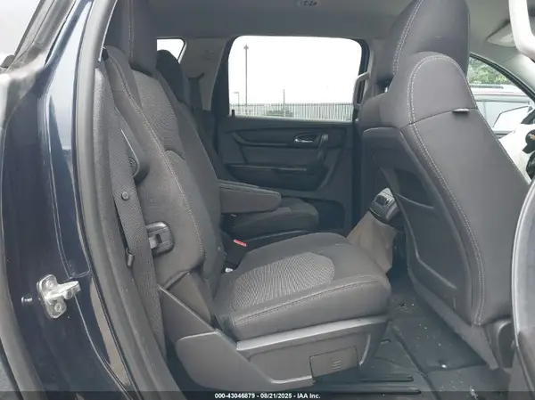 1GNKVHKD8GJ306061 2016 CHEVROLET TRAVERSE - Image 8