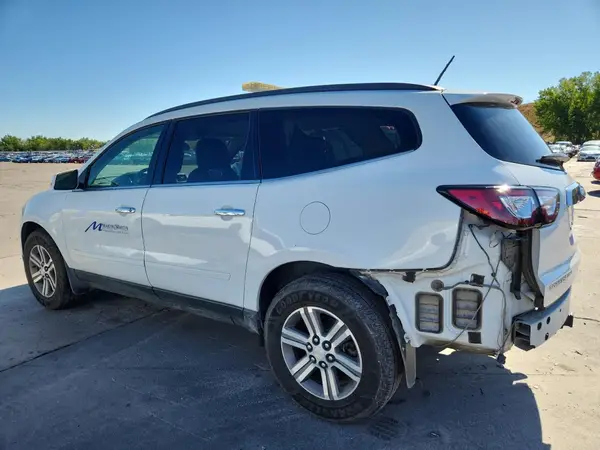 1GNKVHKD8HJ119520 2017 CHEVROLET TRAVERSE - Image 2