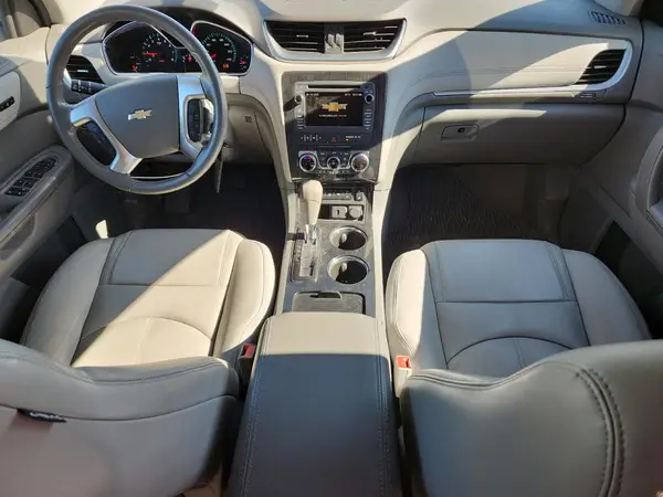 1GNKVHKD8HJ119520 2017 CHEVROLET TRAVERSE - Image 8