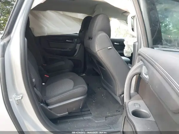 1GNKVHKD8HJ138357 2017 CHEVROLET TRAVERSE - Image 8