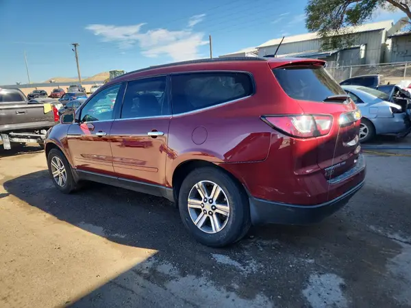 1GNKVHKD8HJ163033 2017 CHEVROLET TRAVERSE - Image 2