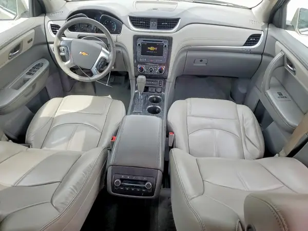 1GNKVHKD8HJ255100 2017 CHEVROLET TRAVERSE - Image 8