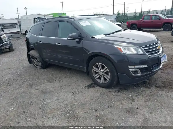 1GNKVHKD8HJ290929 2017 CHEVROLET TRAVERSE - Image 1