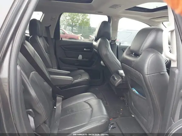 1GNKVHKD8HJ290929 2017 CHEVROLET TRAVERSE - Image 8