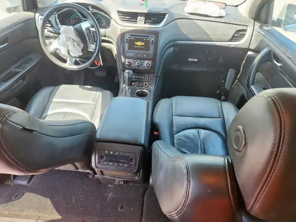 1GNKVHKD8HJ311682 2017 CHEVROLET TRAVERSE - Image 8