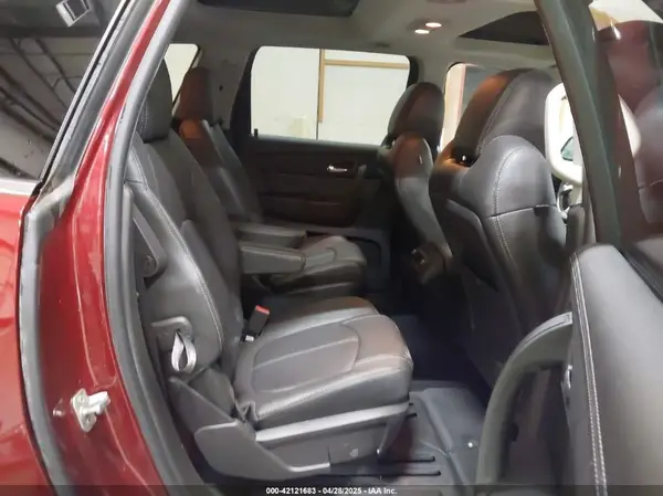 1GNKVHKD8HJ320673 2017 CHEVROLET TRAVERSE - Image 8