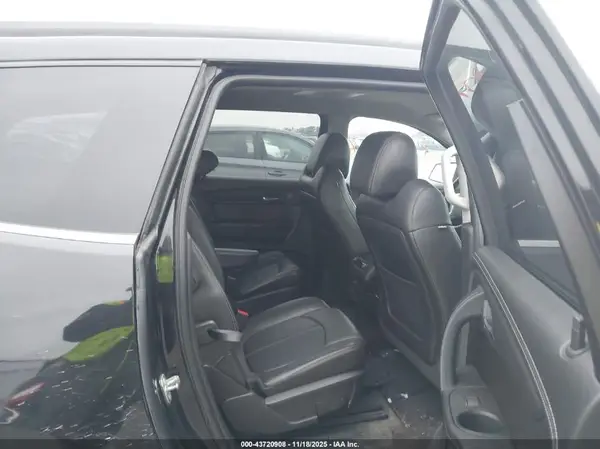 1GNKVHKD9GJ115961 2016 CHEVROLET TRAVERSE - Image 8